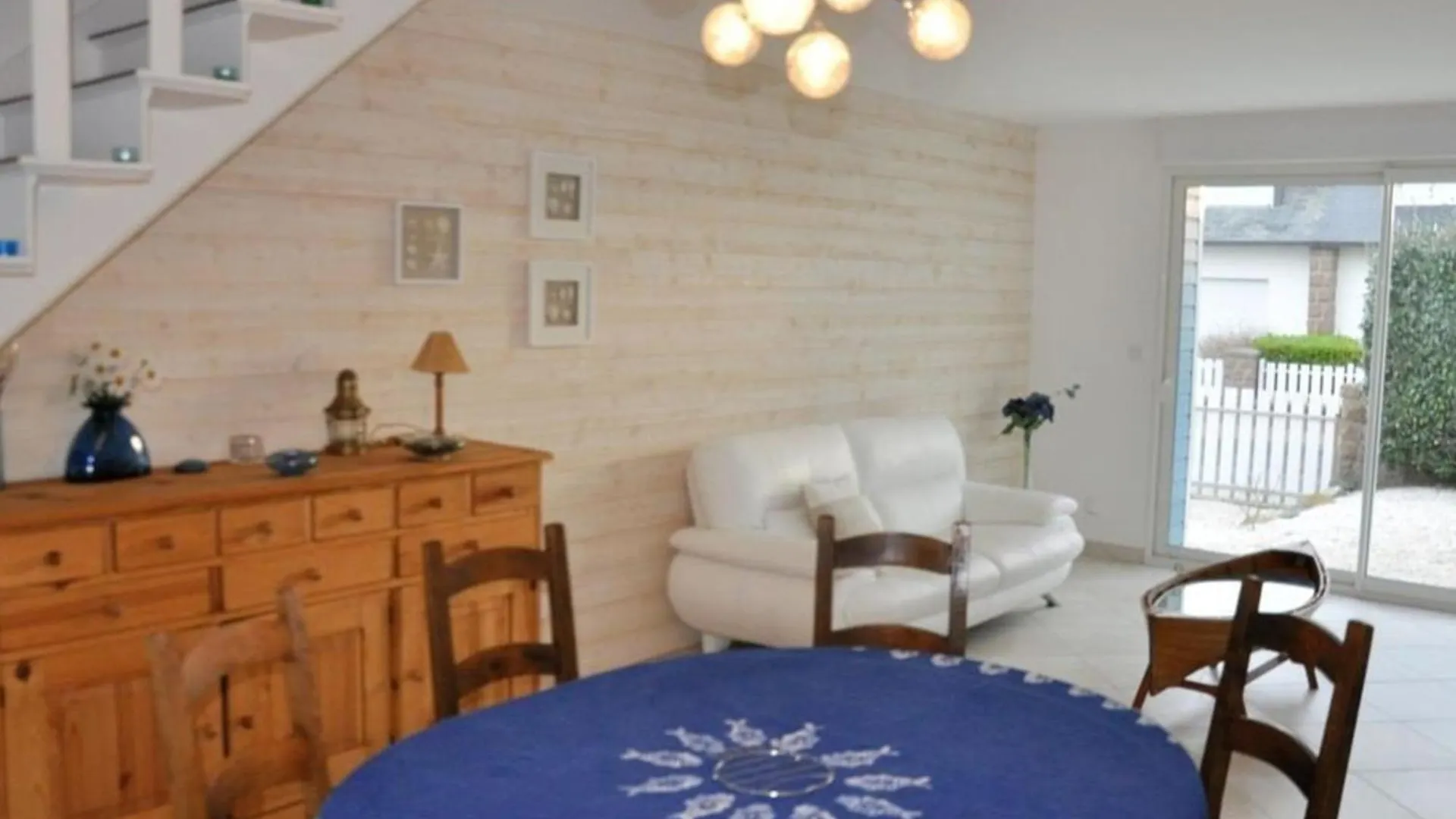 Holiday home Maison Moderne A 100M De La Plage A Tregastel - Fr-1-368-203